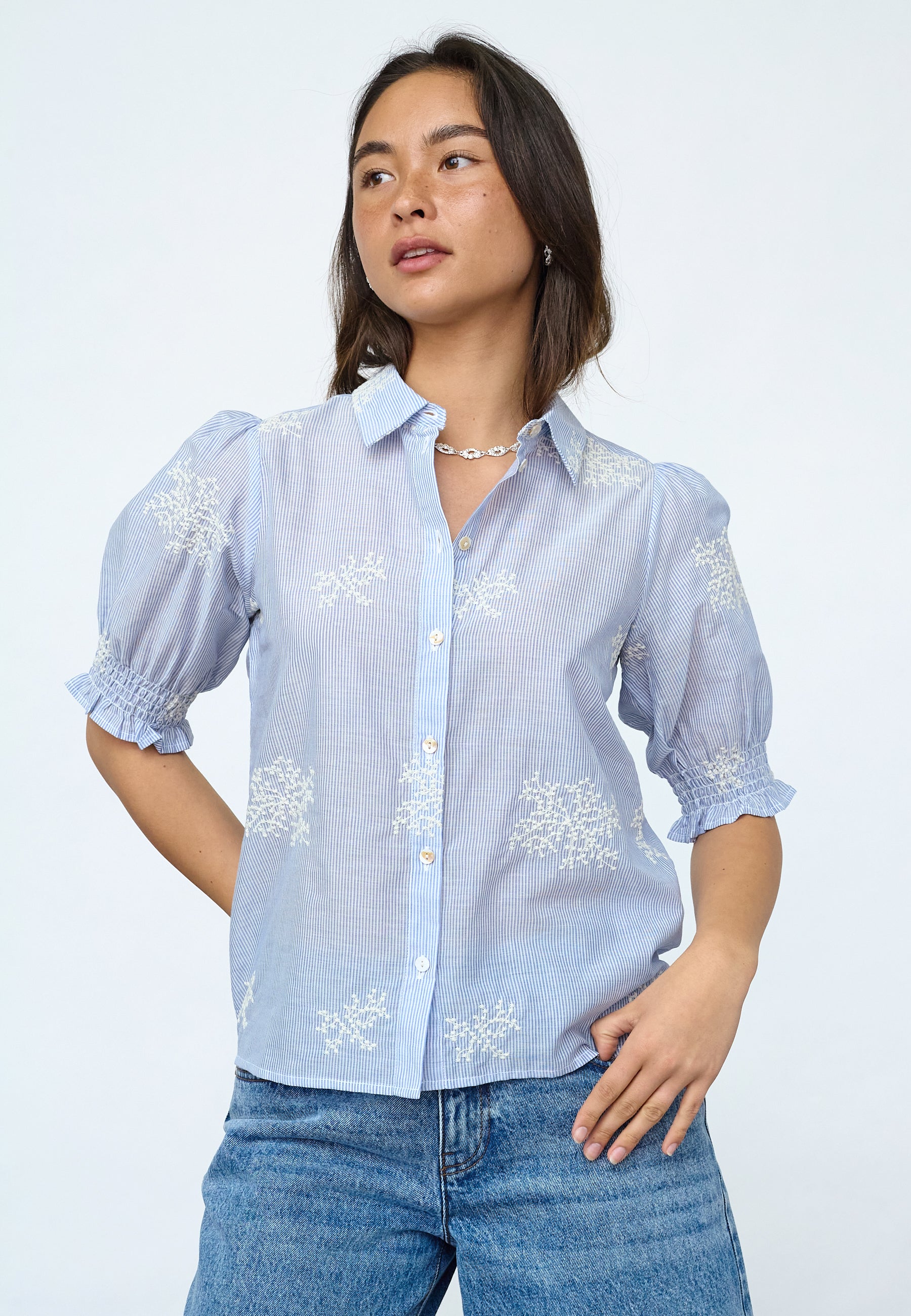 SISTERS POINT ISOLA BLOUSE -SS12