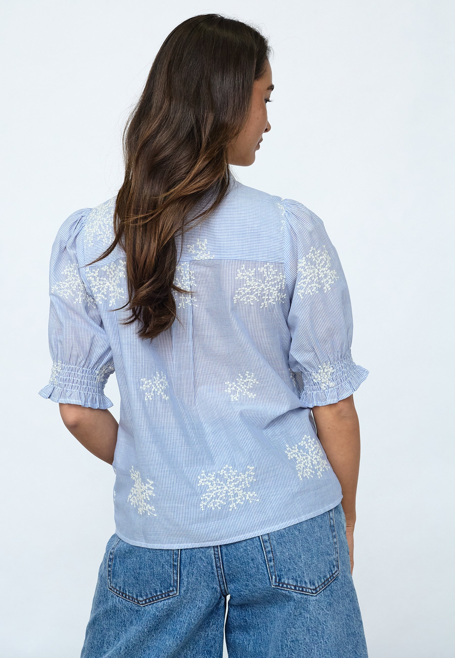 SISTERS POINT ISOLA BLOUSE -SS12