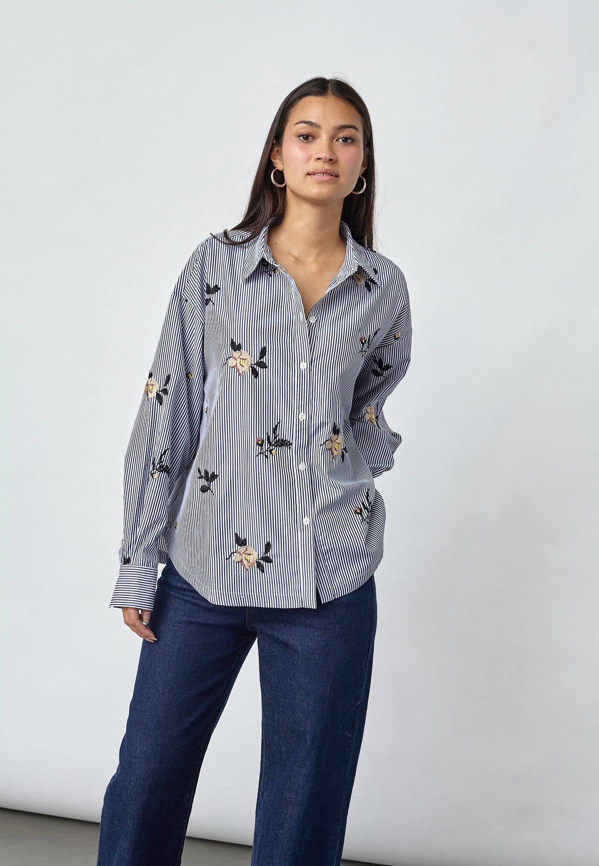 SISTERS POINT ENOLA-SHIRT