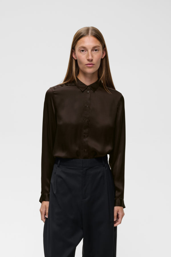 IN WEAR Leonore Shirt Premium