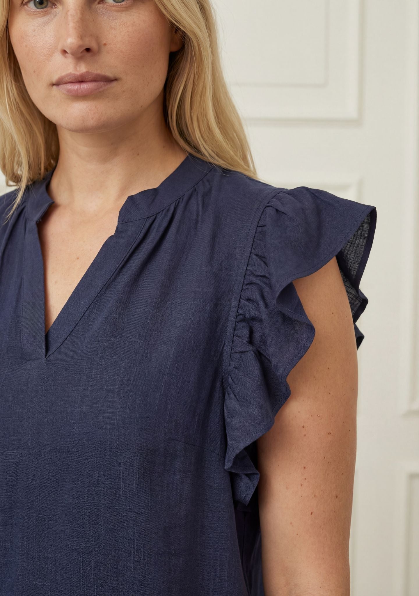 ISay Pearl Flounce Top