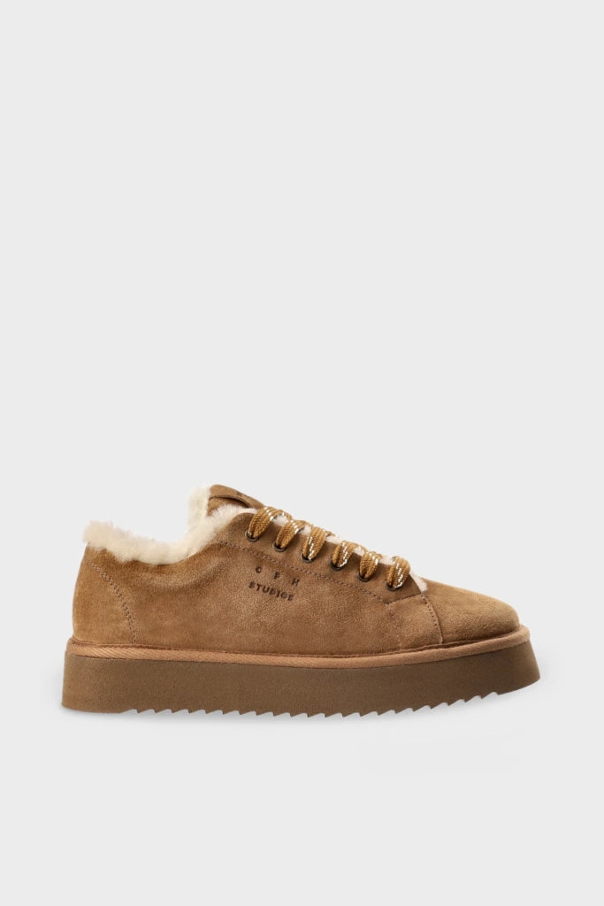brun sneakers med teddyfoder