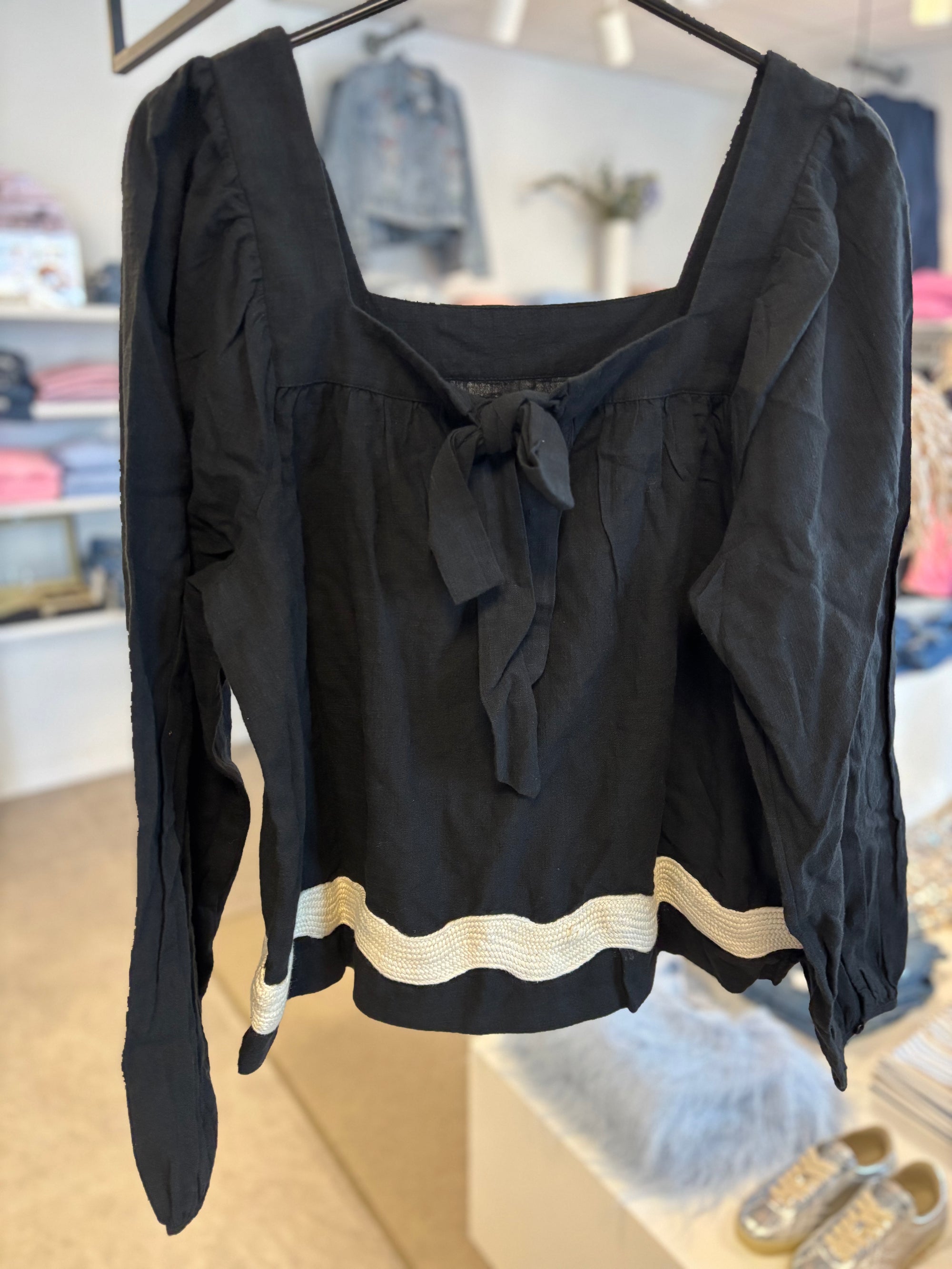 OBJECT MARICA L/S RE SQUARE NECK TOP