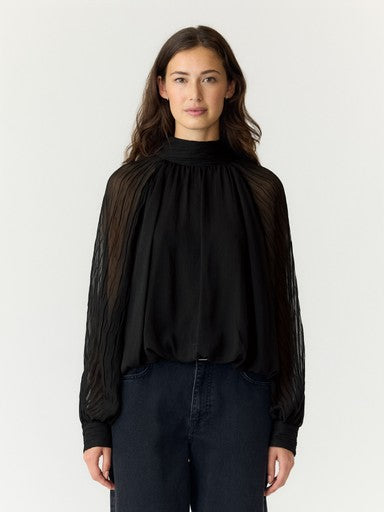 YAS OLERA LS TOP S.