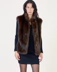brun faux fur väst